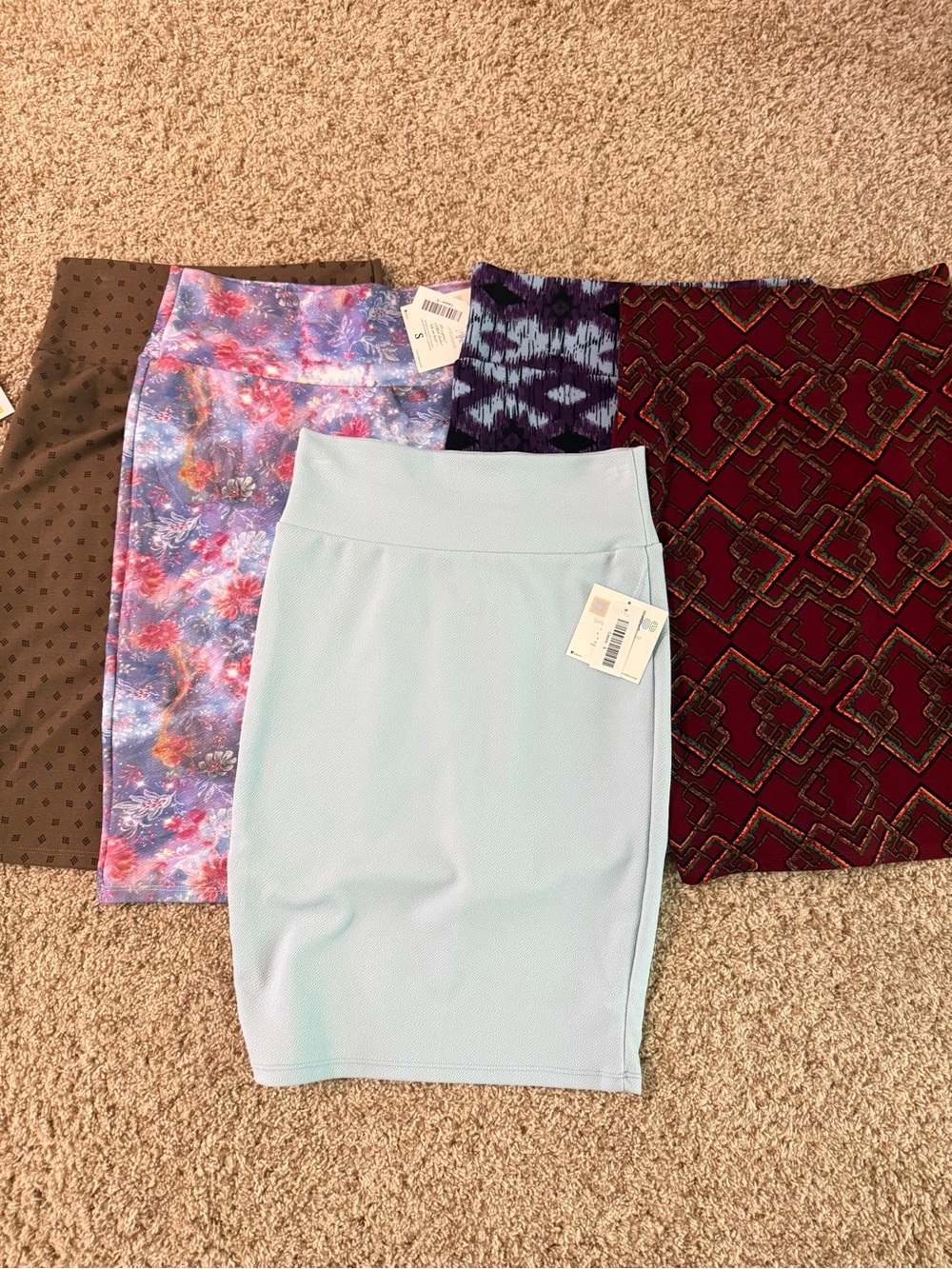 Lularoe Cassie size small Women's Ponte Pencil Skirt- 5 skirts/ 3nwt